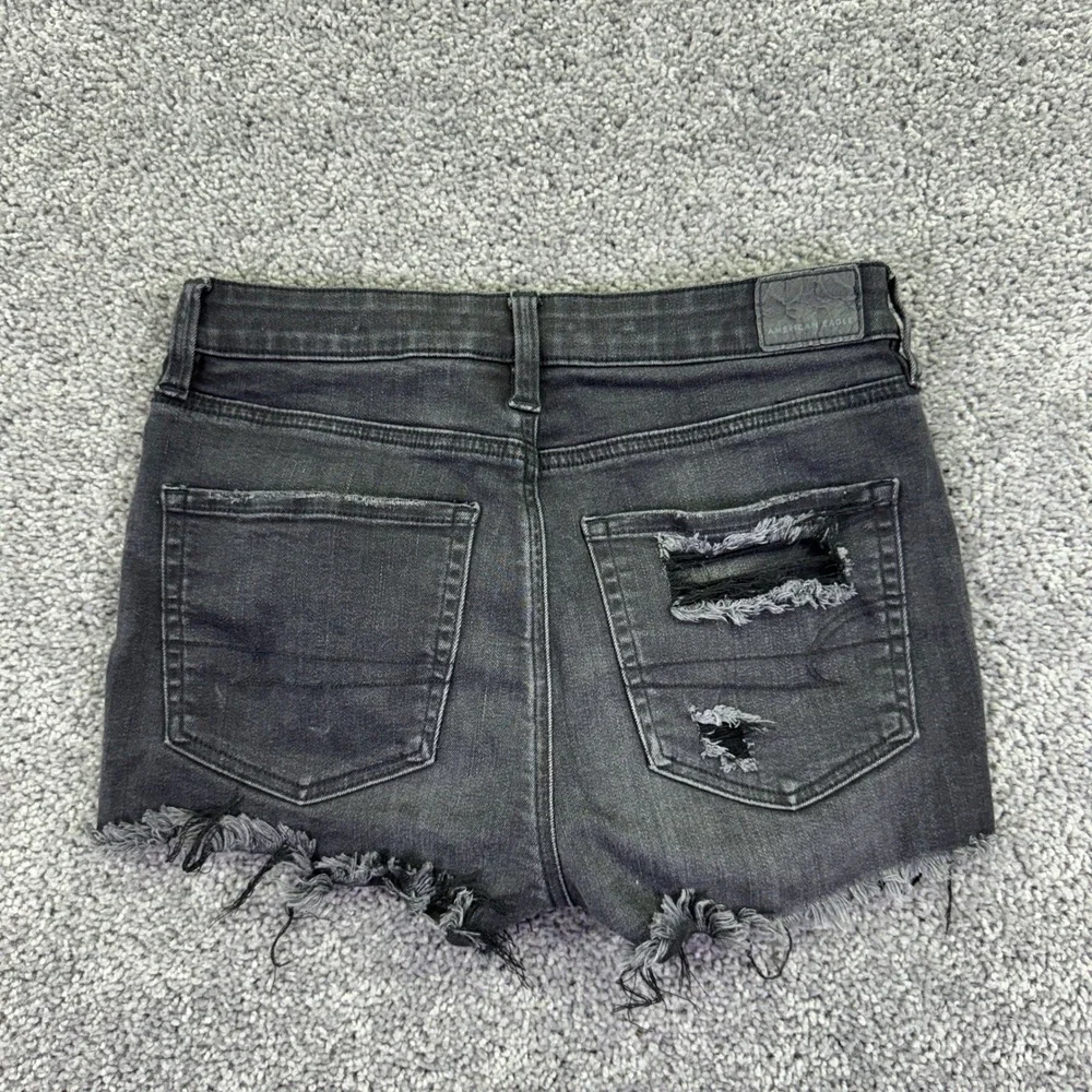 American Eagle High Rise Shortie Womens 4 Black Distressed Eyelet Cut Off